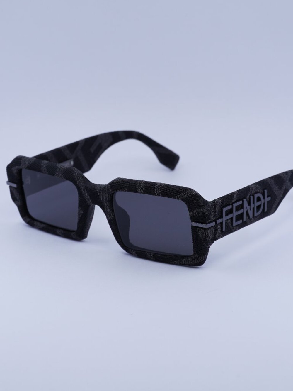 Fendi FE40074U 05A Sunglasses Grey Monogram Rectangle Frame, Grey Lenses